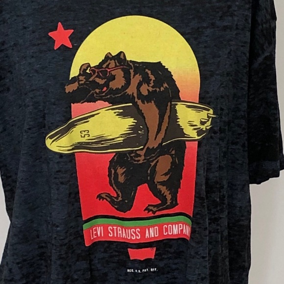 Levi Strauss California Bear Surfing T-Shirt - Picture 3 of 3